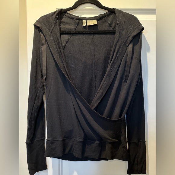 ATHLETA Women's Black Long Sleeve Inner Twist V-Front Hoodie SZ Small - Picture 1 of 5